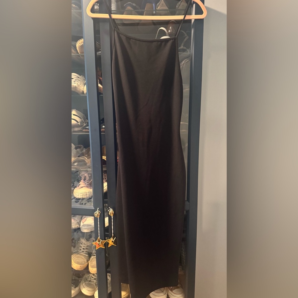Elegant Black Strapless Dress